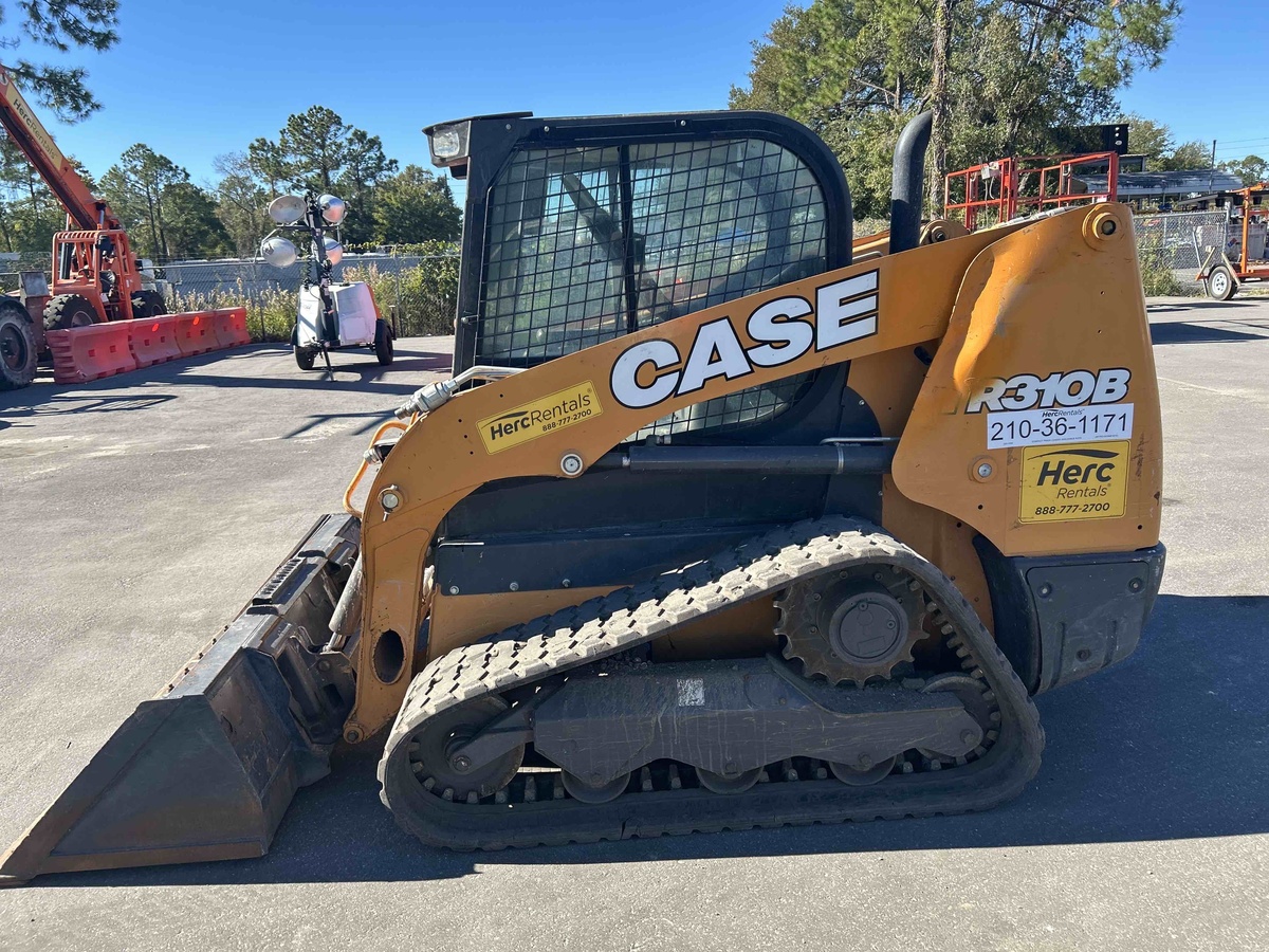 2022 Case TR310B-3