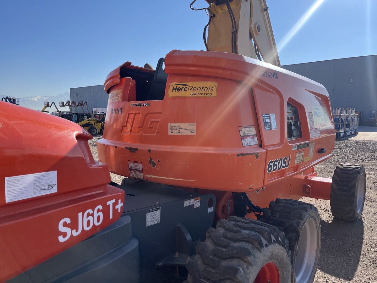 2018 JLG 660SJ-4