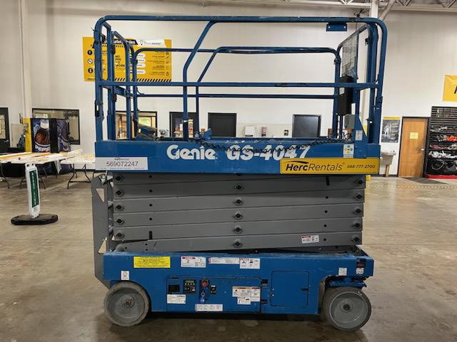2015 Genie GS-4047