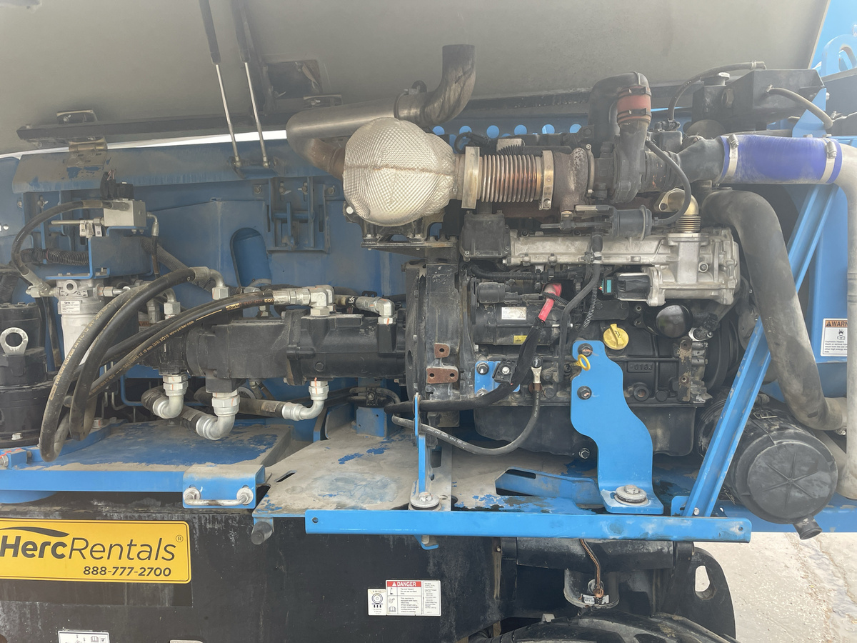 2018 Genie S-85-8
