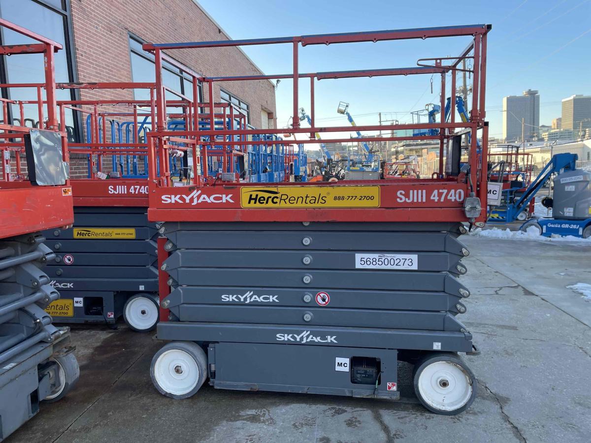 2018 Skyjack SJ4740