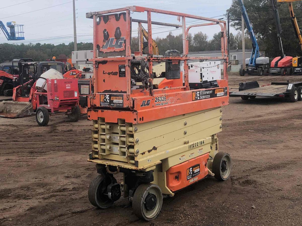 2016 JLG 2632ES