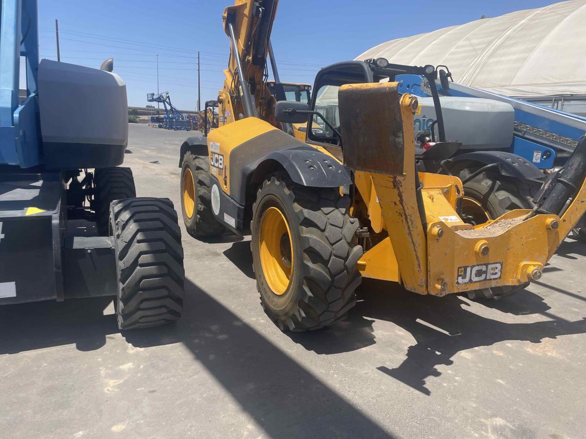 2018 JCB 512-56