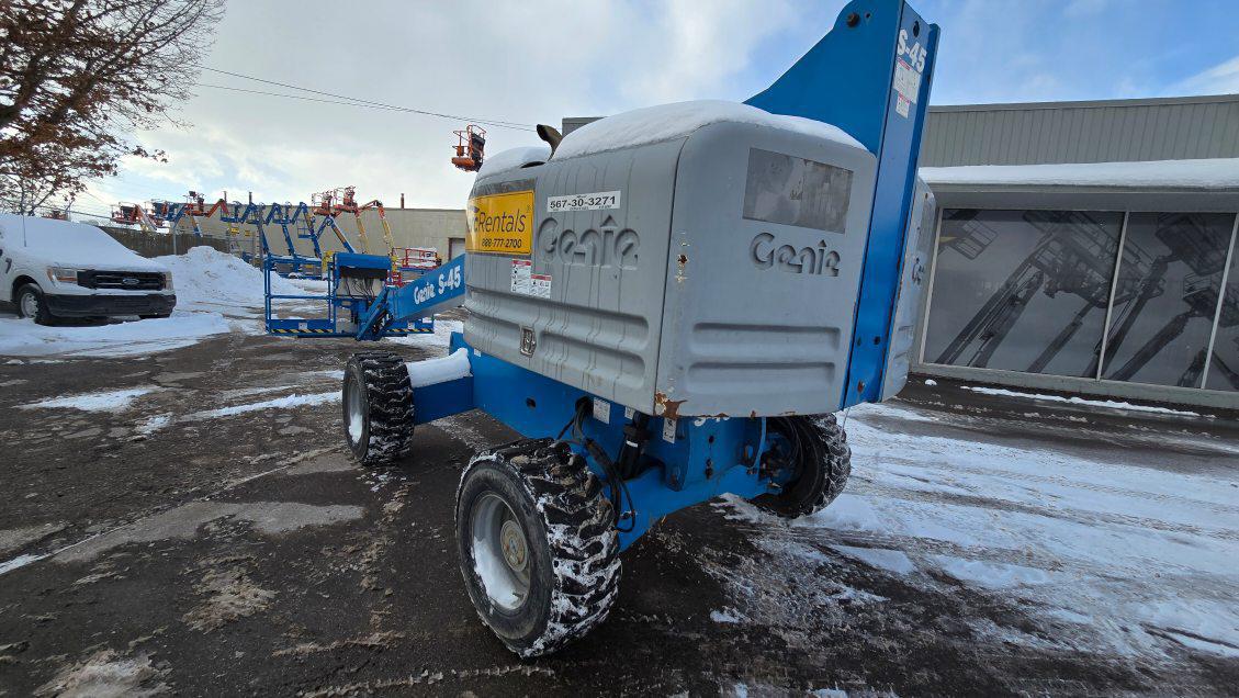2017 Genie S-45