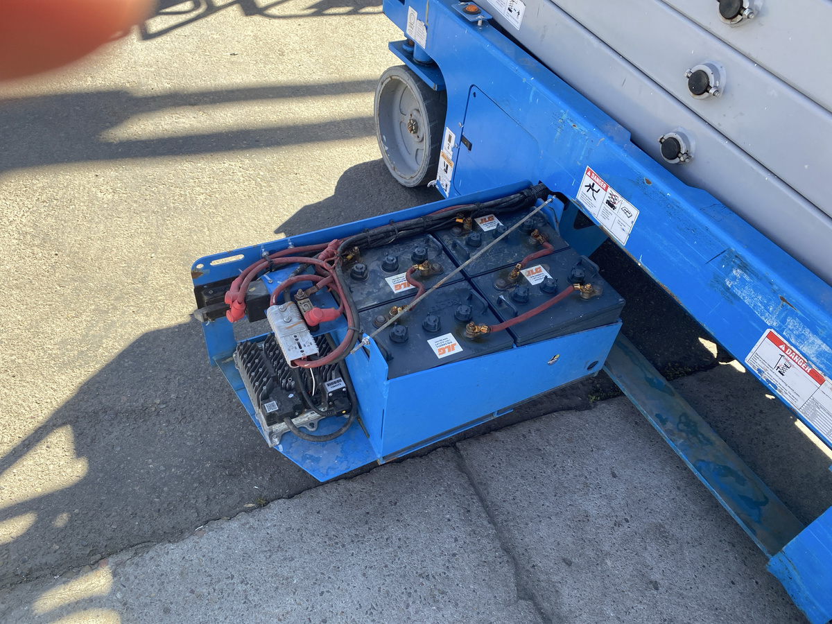 2018 Genie GS-3232-9