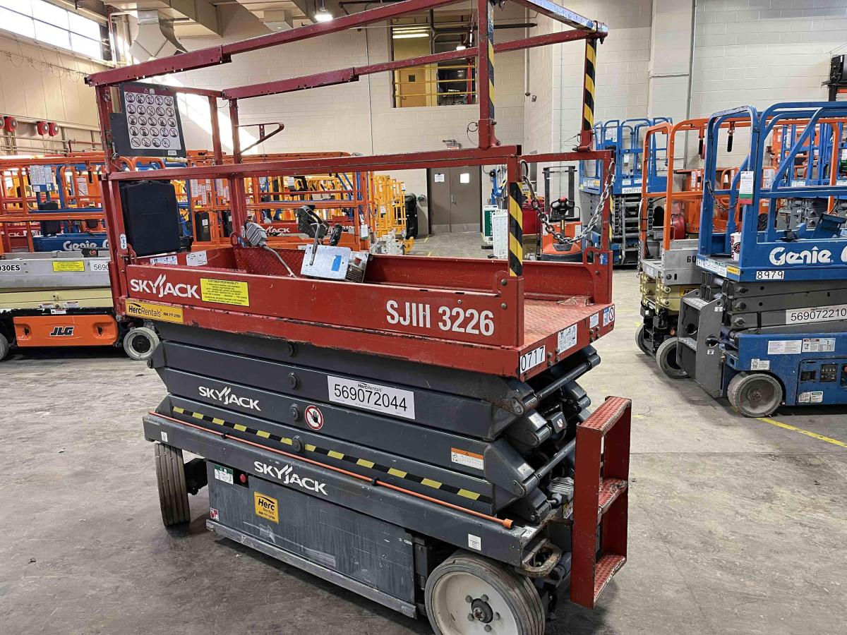 2014 Skyjack SJ3226