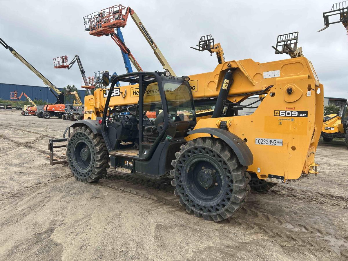 2018 JCB 509-42-3