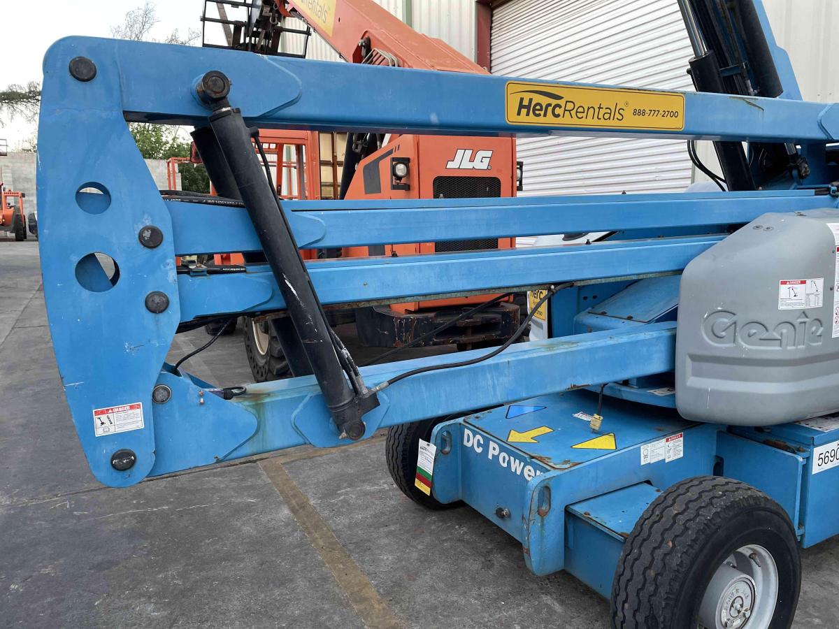 2015 Genie Z-45/25