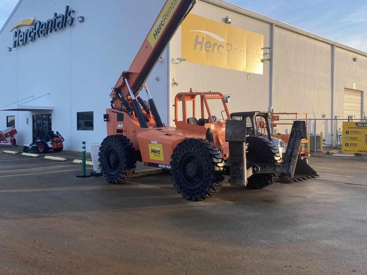 2018 SkyTrak 10042