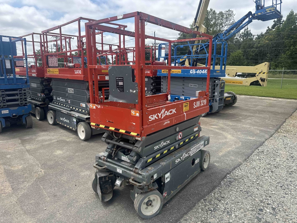 2017 Skyjack SJ3219-10