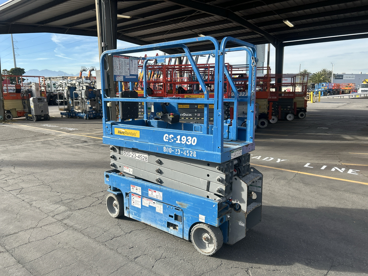 2018 Genie GS-1930-4