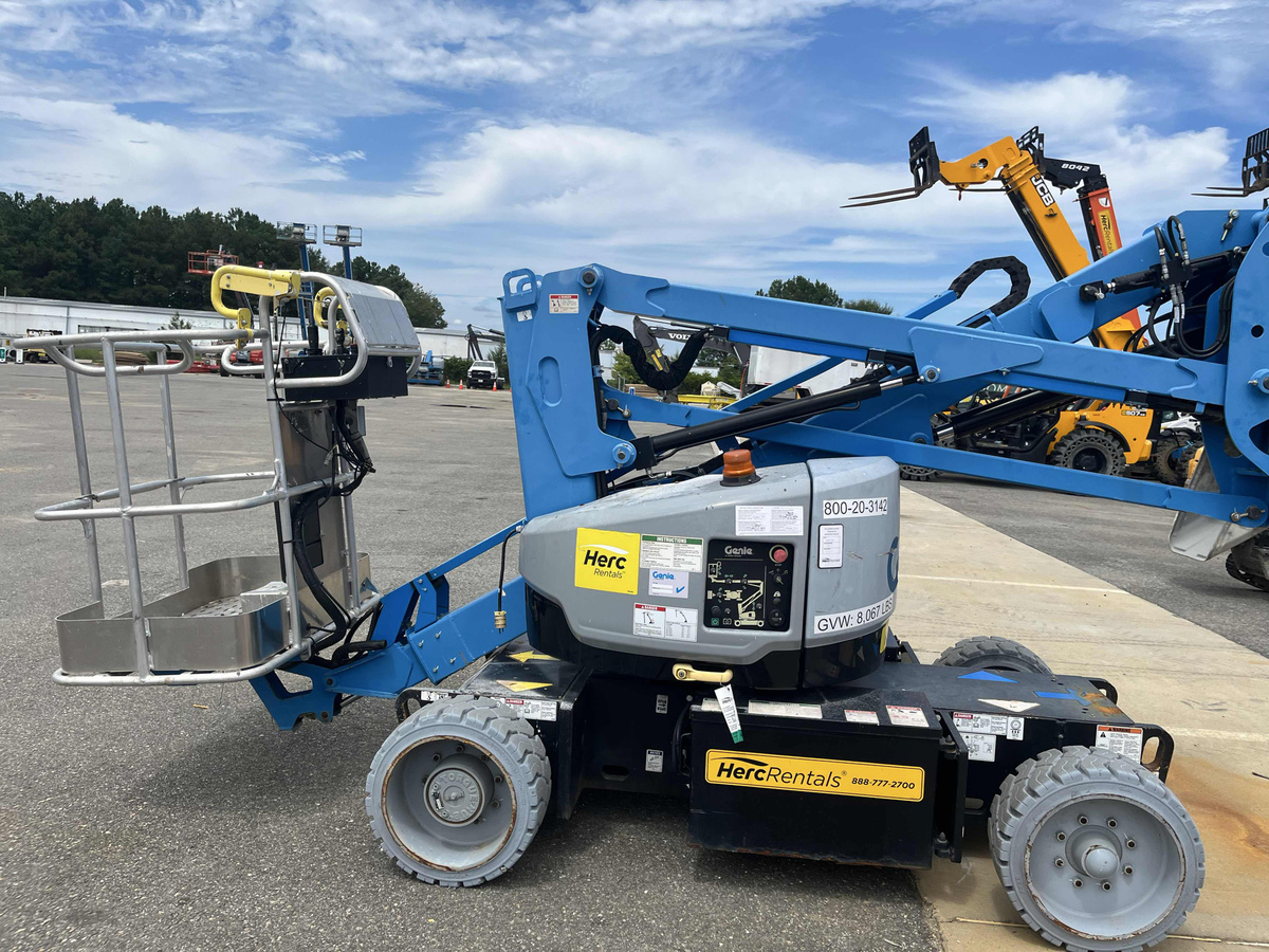 2018 Genie Z-33/18-2
