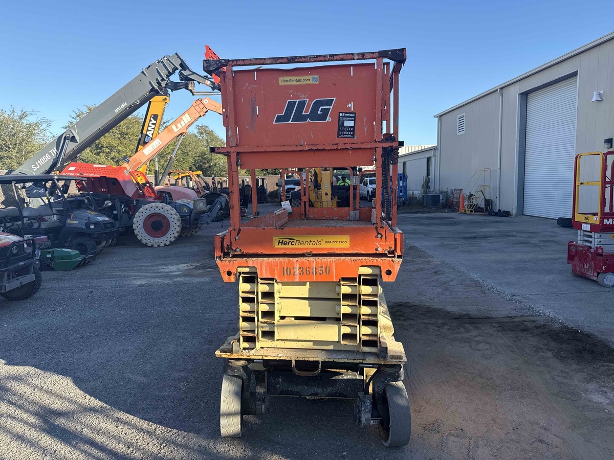 2018 JLG 2646ES-4