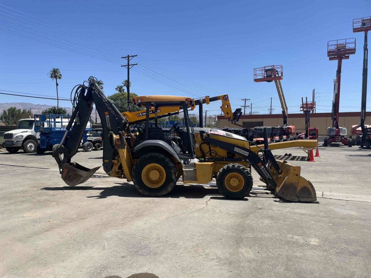 2019 John Deere 310SL