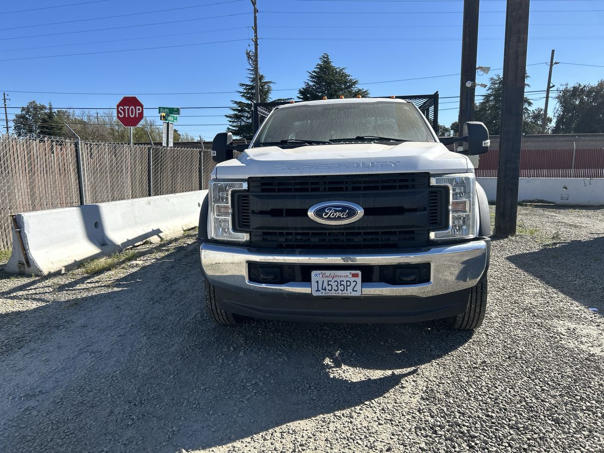 2018 Ford F550-6