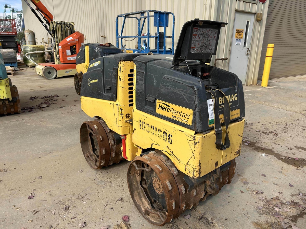 2020 BOMAG BMP8500-4