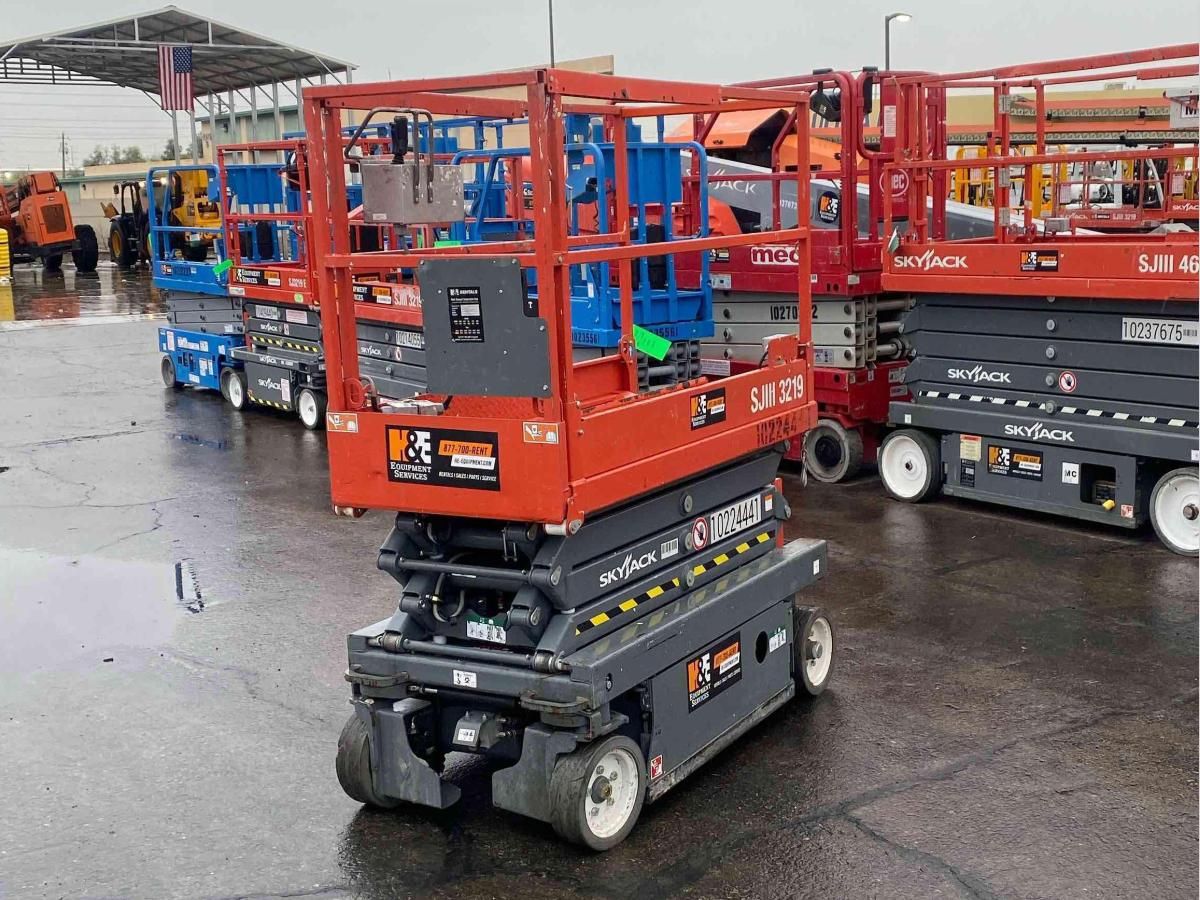 2017 Skyjack SJ3219