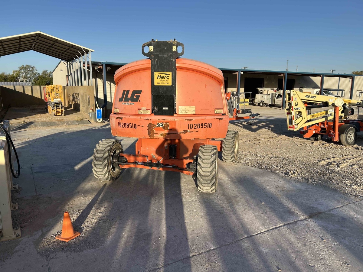 2017 JLG 400S-3