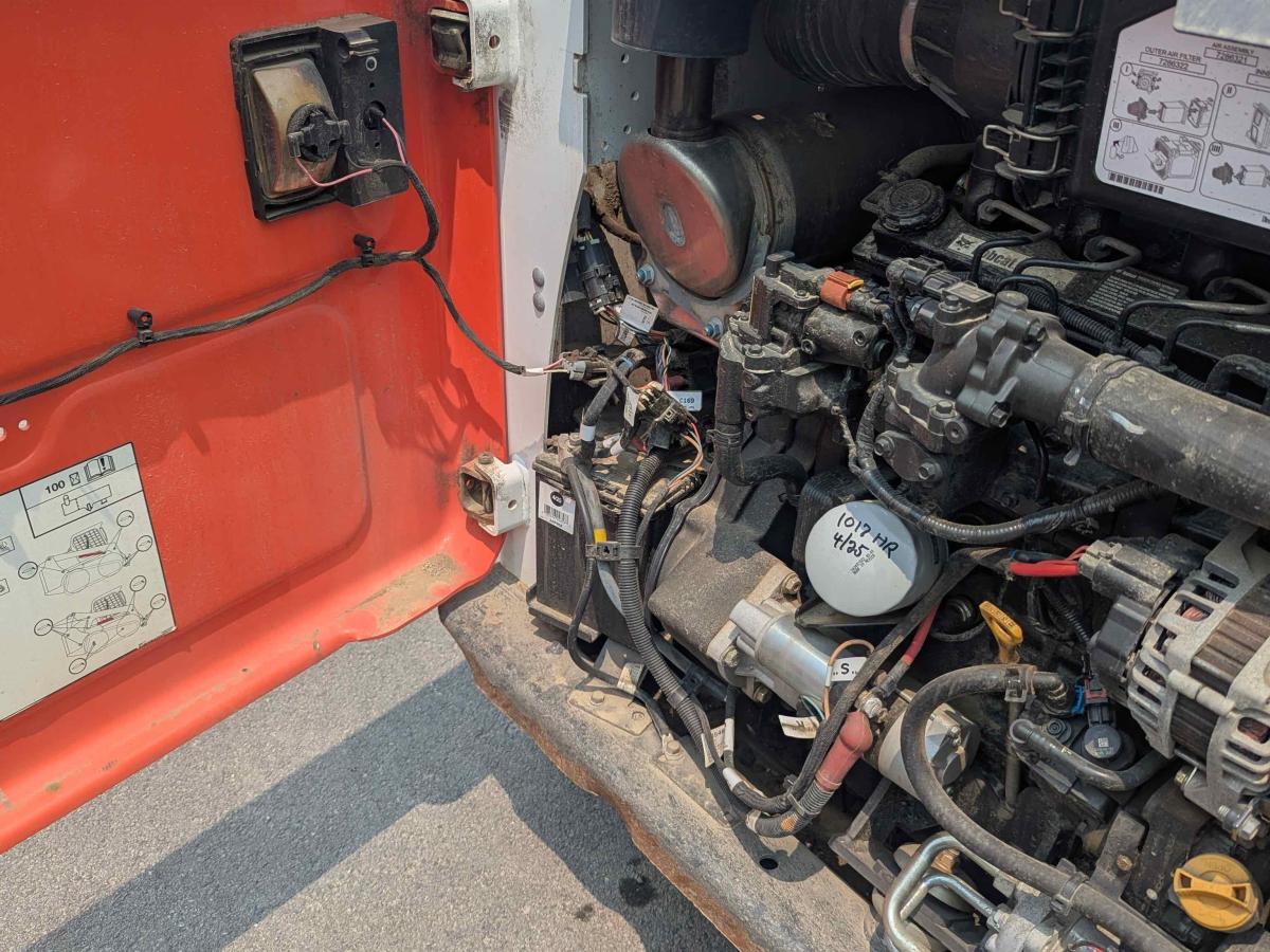 2021 Bobcat T595-5
