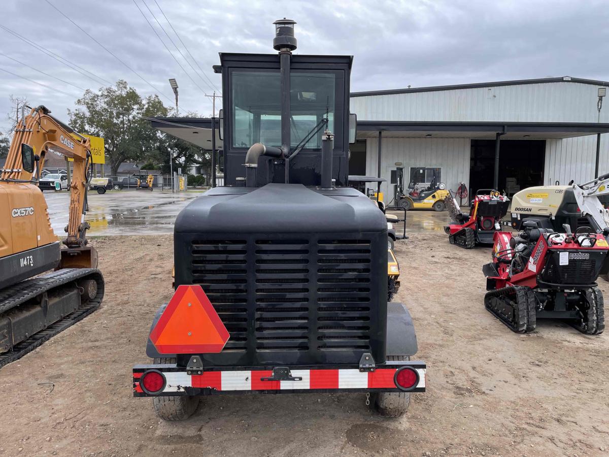 2018 LayMor SweepMaster 450-ST