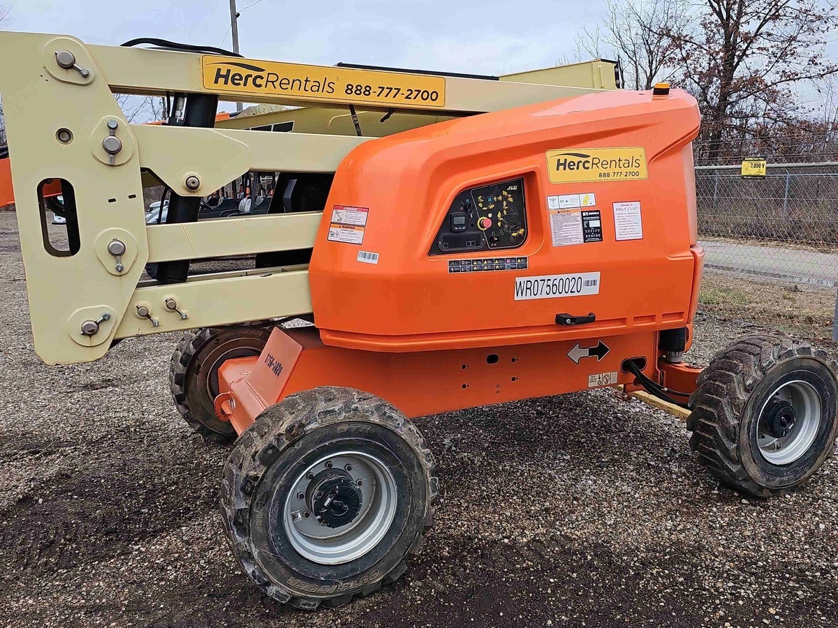 2016 JLG 450AJ-10