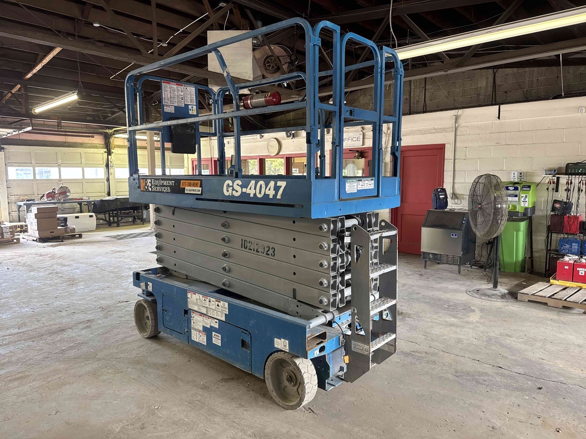 2017 Genie GS-4047-7