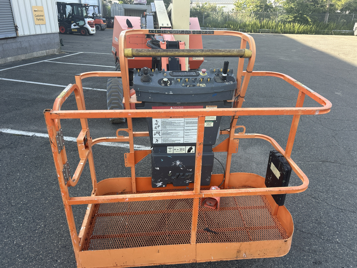 2018 JLG H340AJ-5