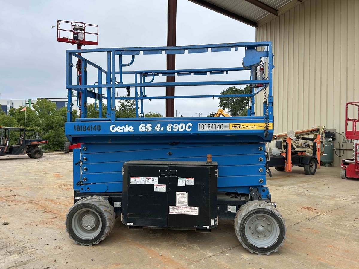 2016 Genie GS-4069 DC-12