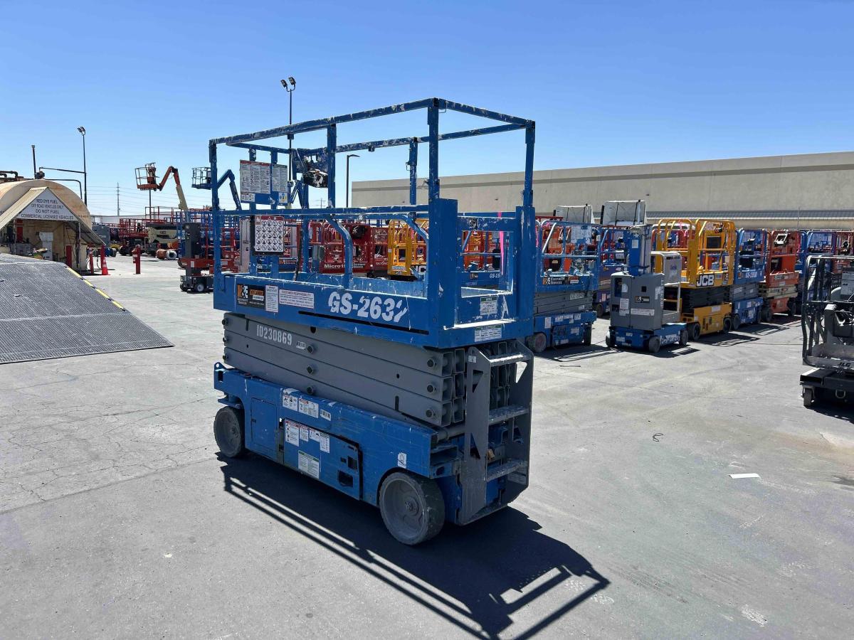 2017 Genie GS-2632