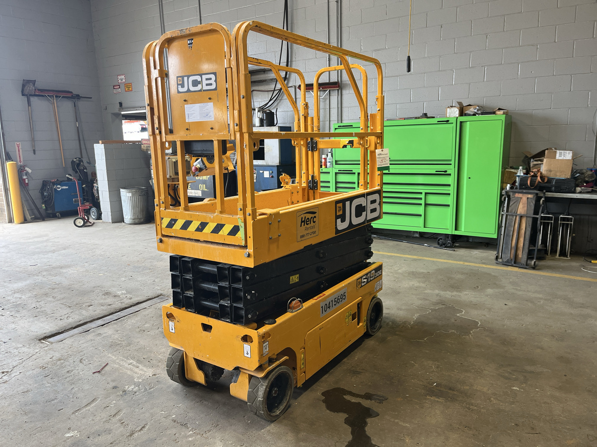 2023 JCB S1930E-3
