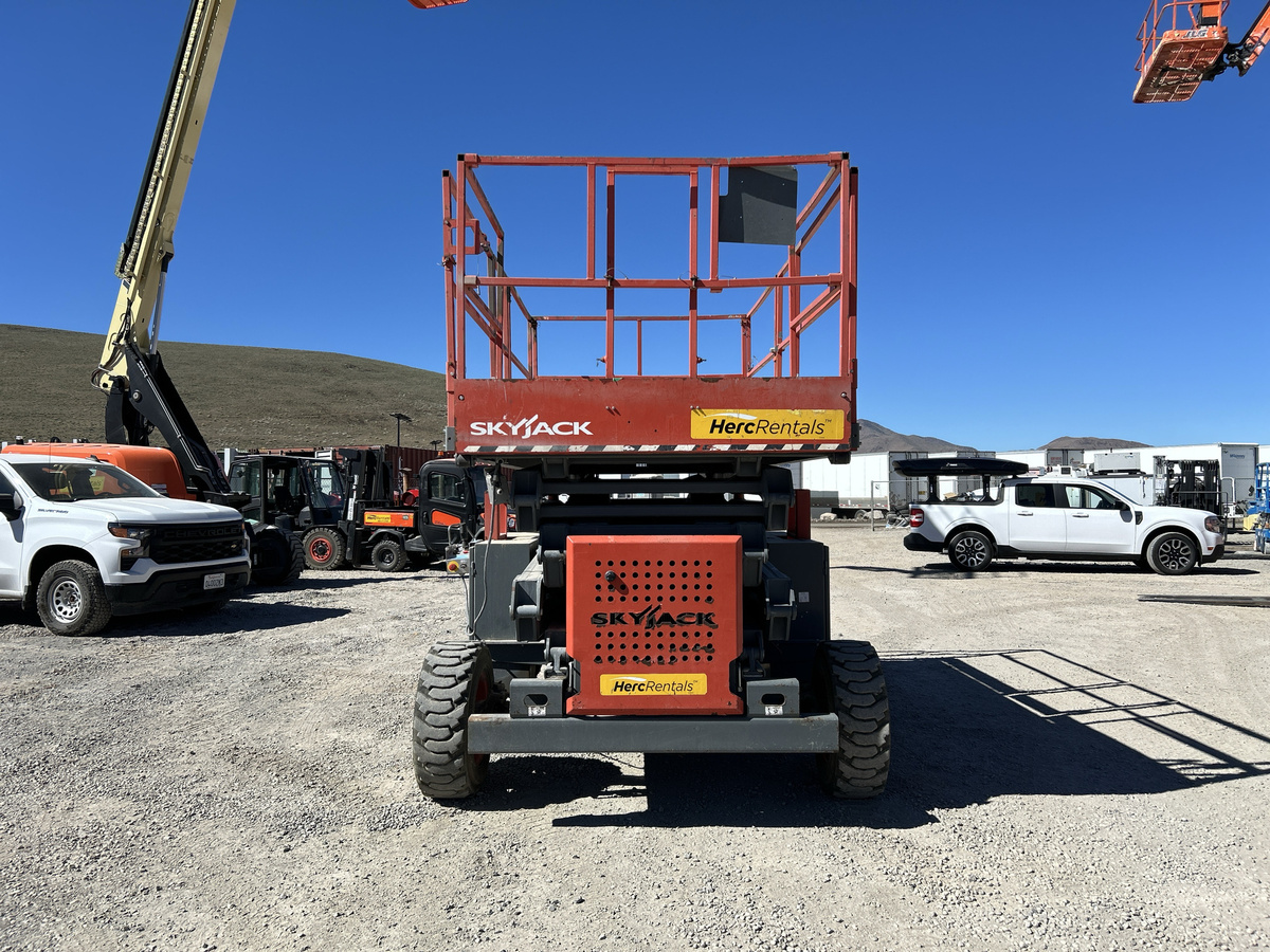 2017 Skyjack SJ8841 RT-6