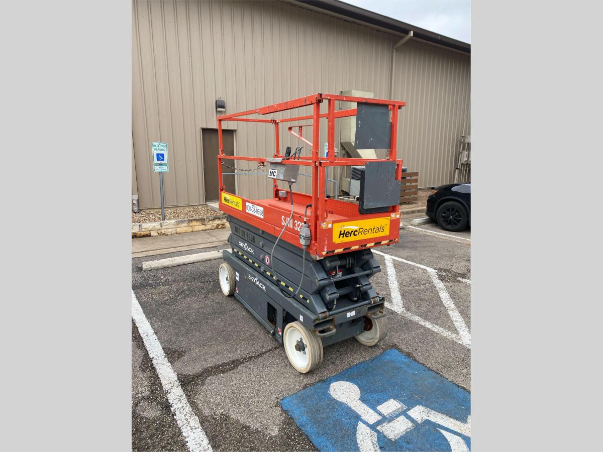 2015 Skyjack SJ3226