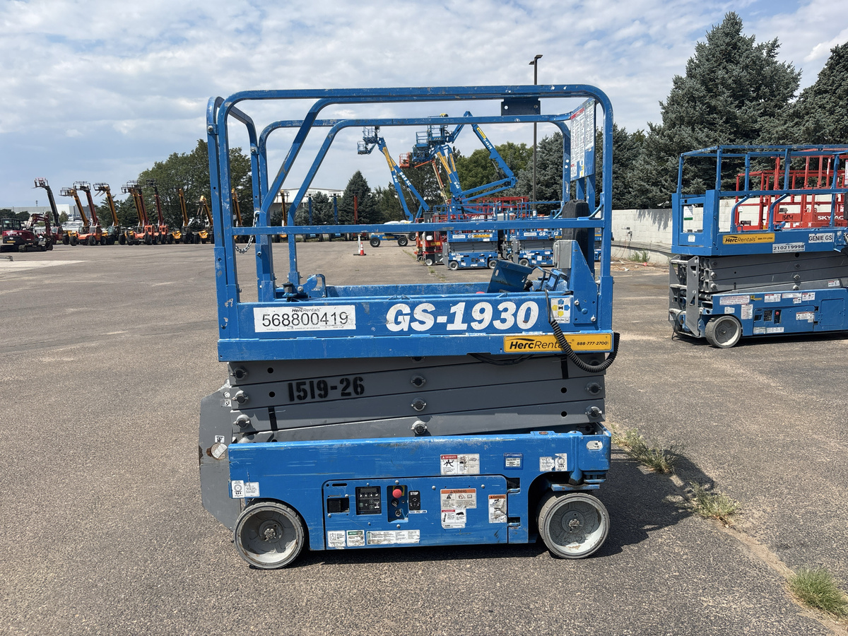 2019 Genie GS-1930