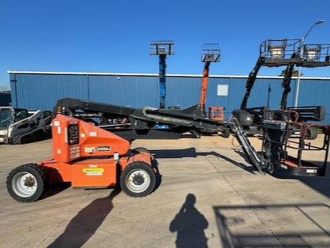 2015 JLG E450AJ