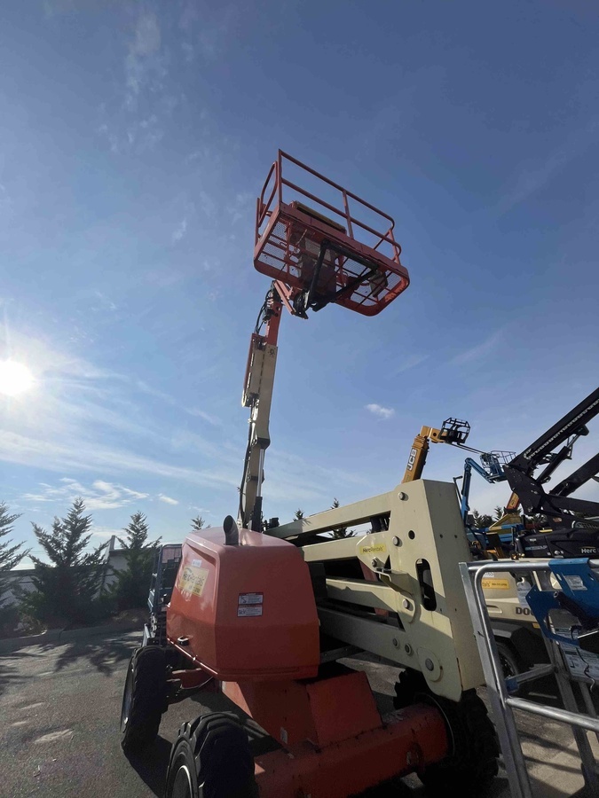 2017 JLG 450AJ-4