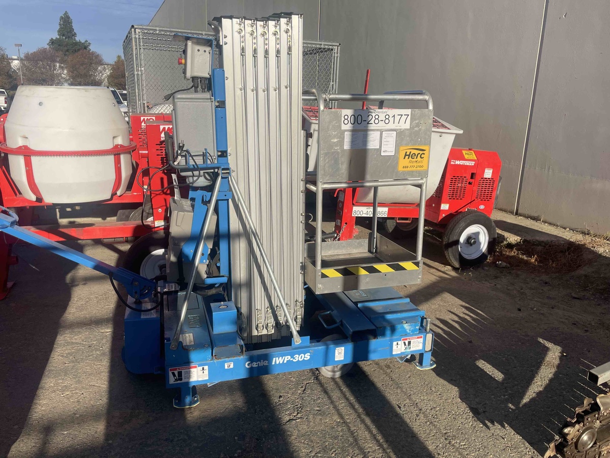 2020 Genie IWP-30S