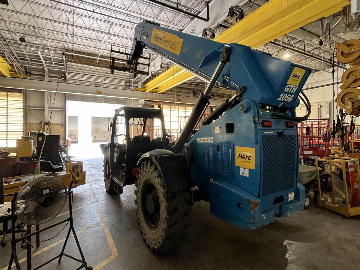 2019 Genie GTH-1056