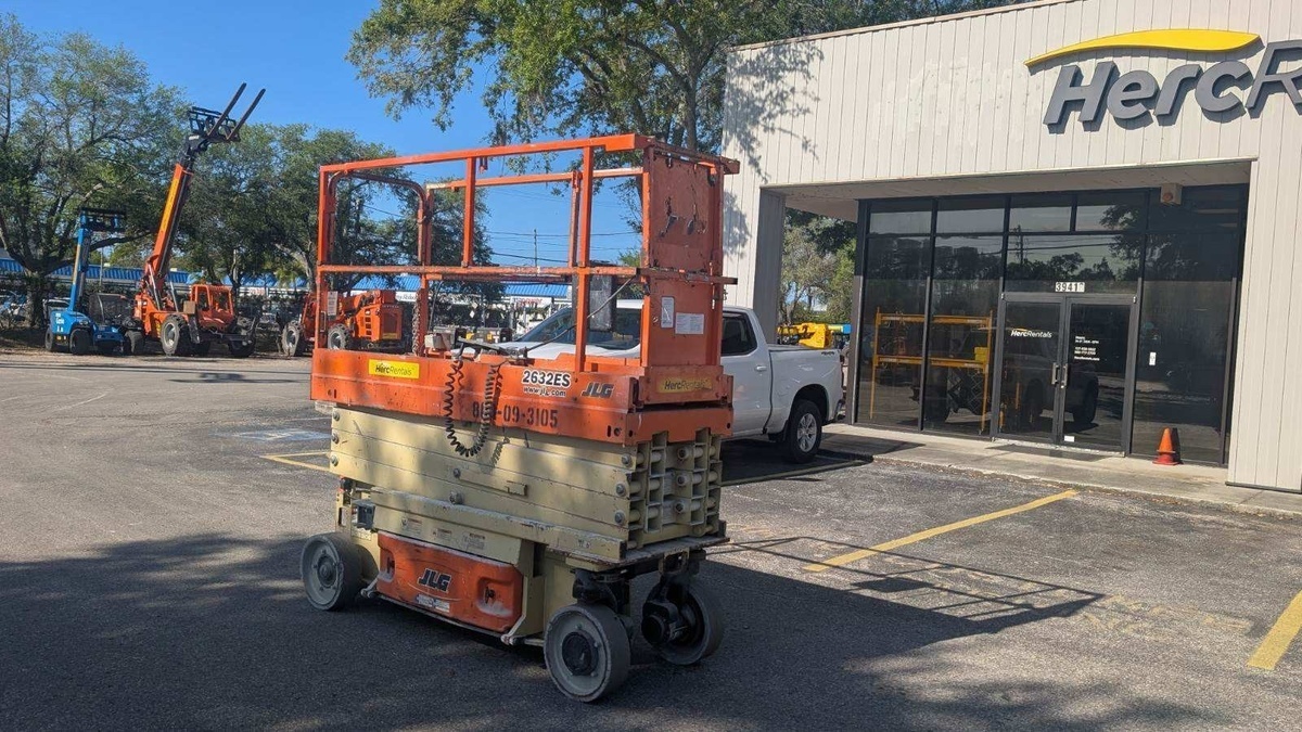 2016 JLG 2632ES-2