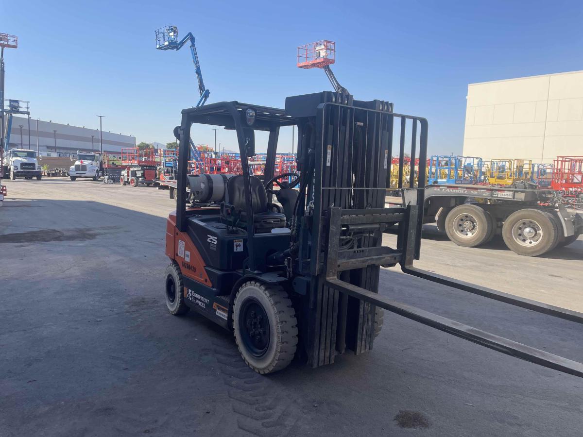 2018 Doosan G25E5