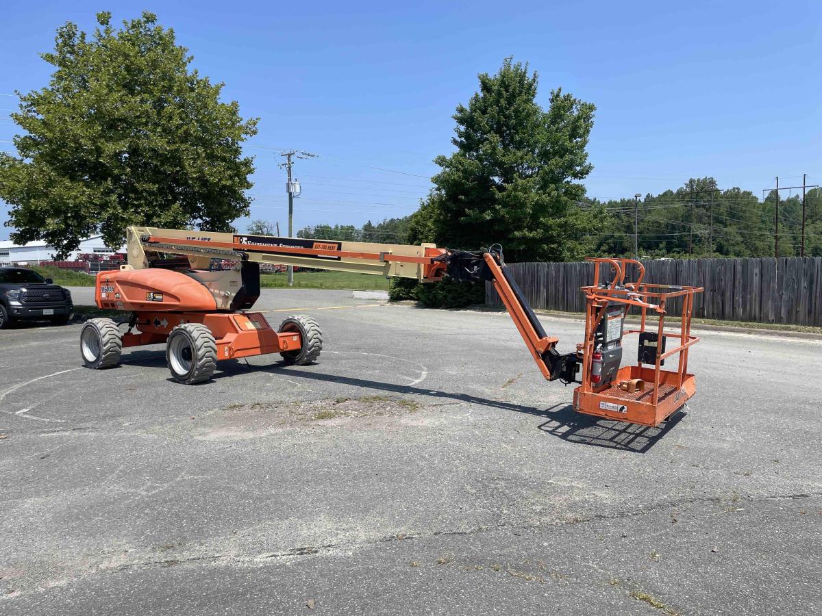 2016 JLG M600JP-2