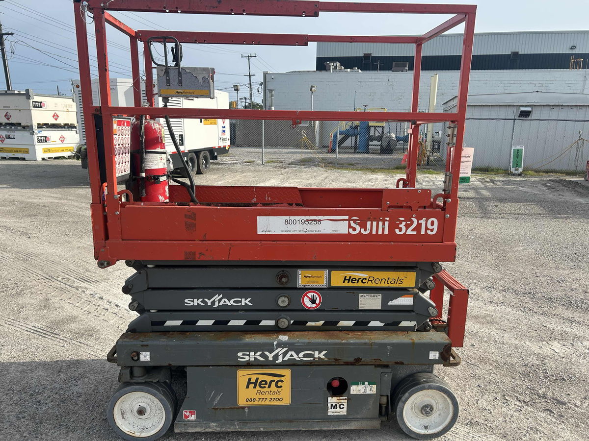 2018 Skyjack SJ3219