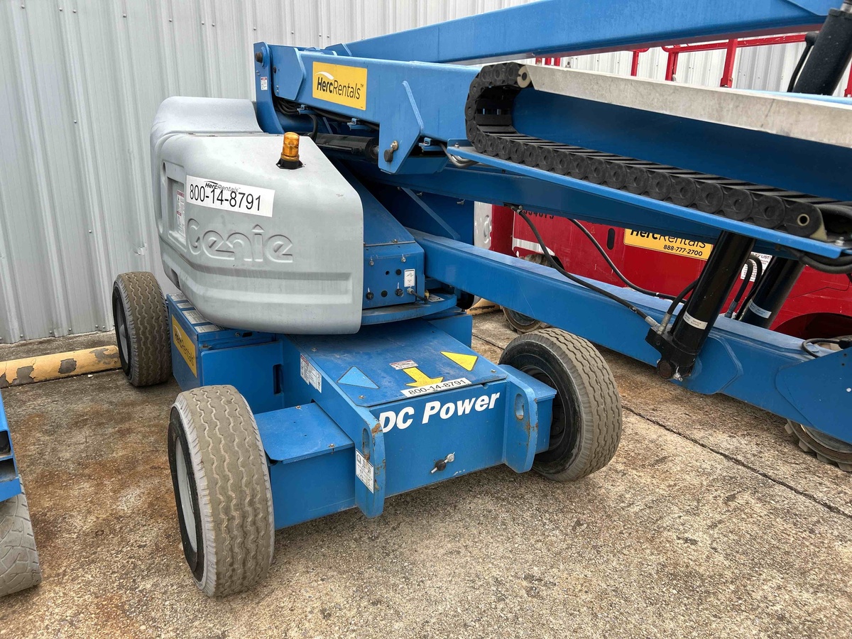 2017 Genie Z-45/25-6