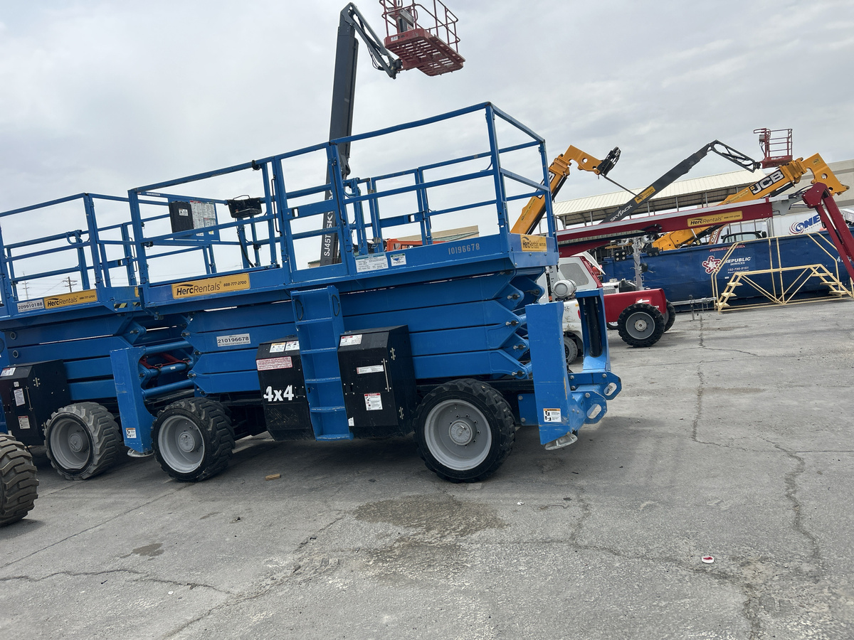 2016 Genie GS-4390 RT