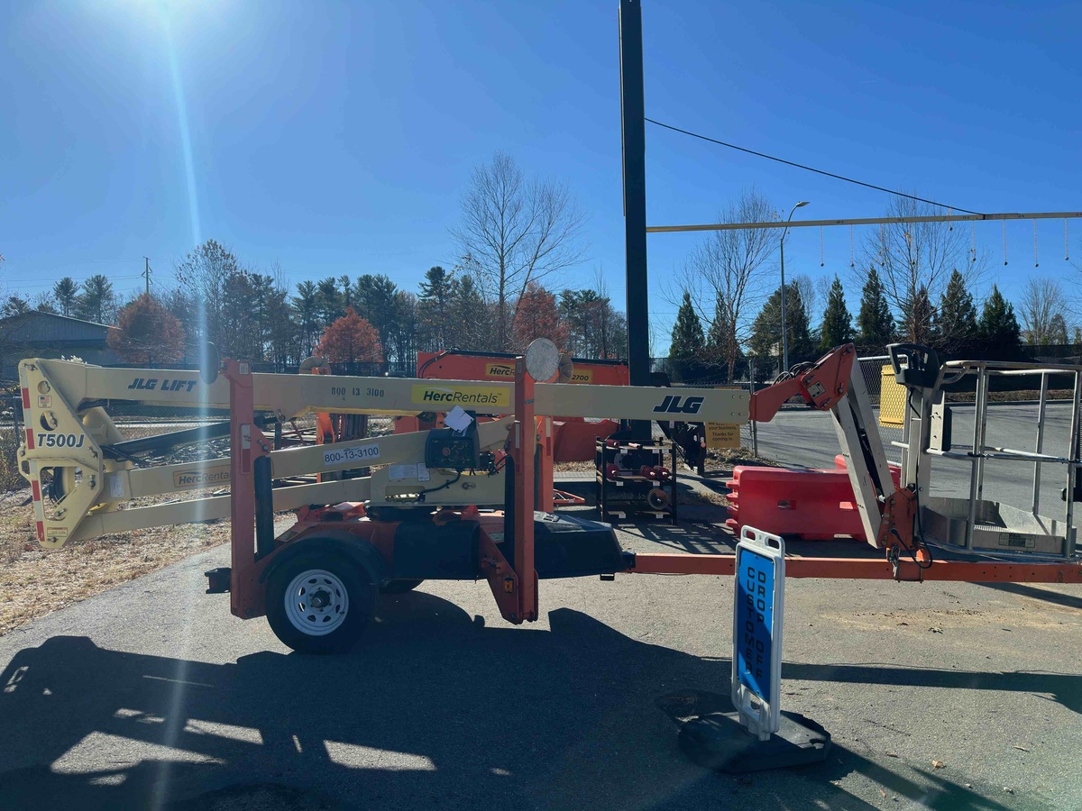 2016 JLG T500J-2
