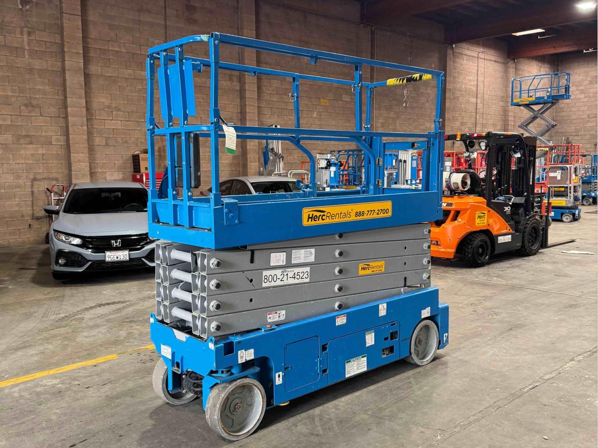 2018 Genie GS-3232-2