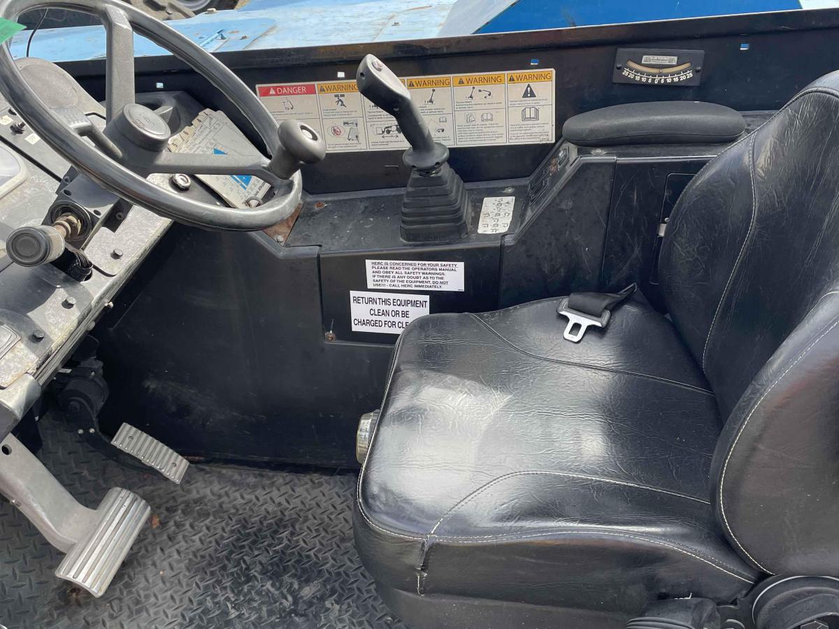 2014 Genie GTH-1056