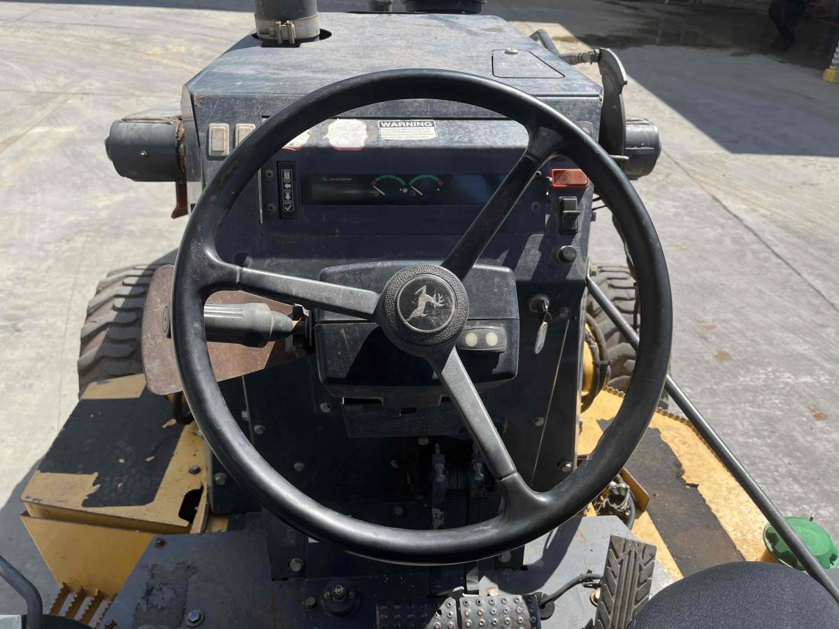 2015 John Deere 210K EP