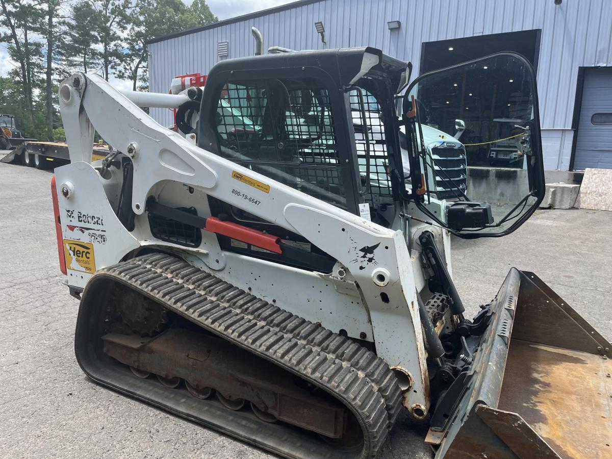 2018 Bobcat T740