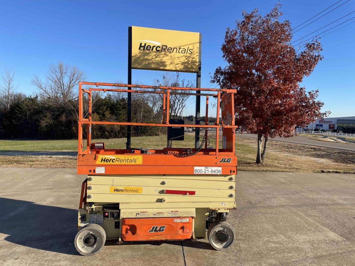 2018 JLG 2632ES
