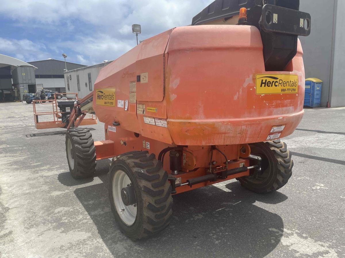 2015 JLG 660SJ-7